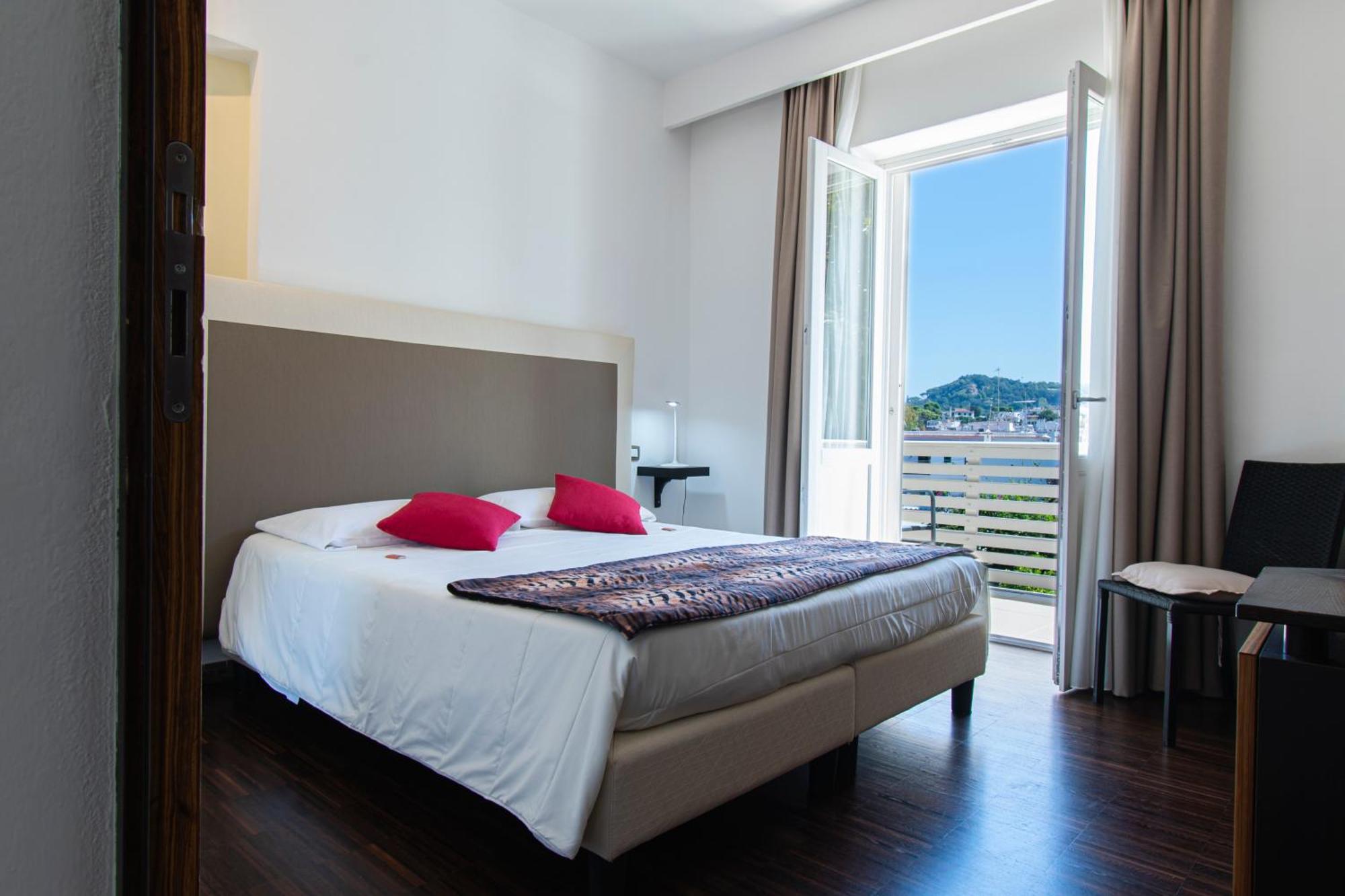 Marina 10 Design Hotel & Spa Casamicciola Terme Esterno foto